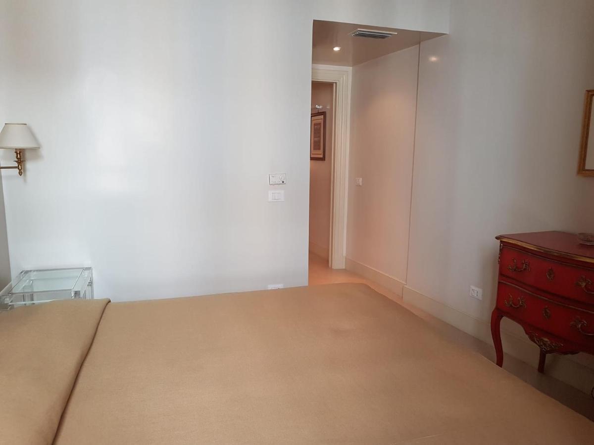 Popolo Square Deluxe Flat * Rome