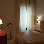 Popolo Square Deluxe Flat