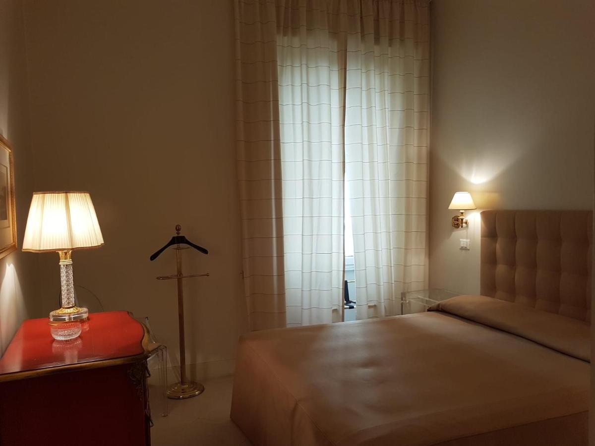 Apartment Popolo Square Deluxe Flat Rom