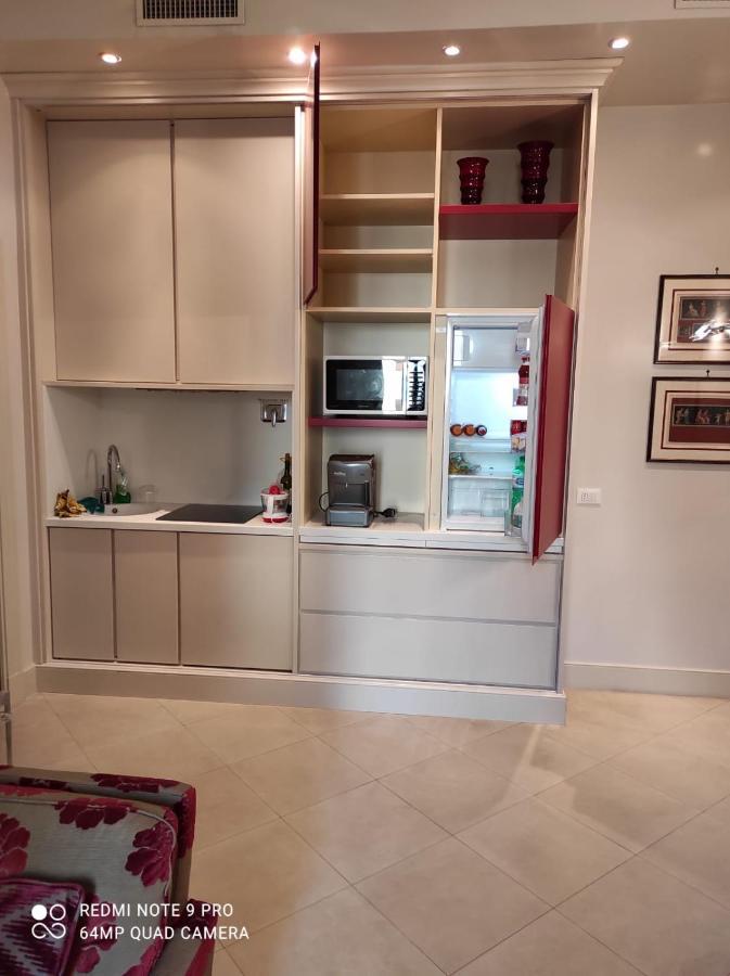 Popolo Square Deluxe Flat Apartment